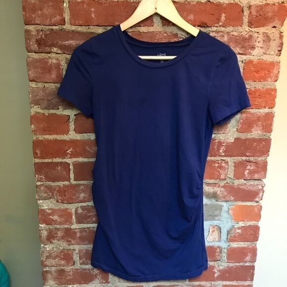 Gap Maternity Tee   - Picture 2 of 4